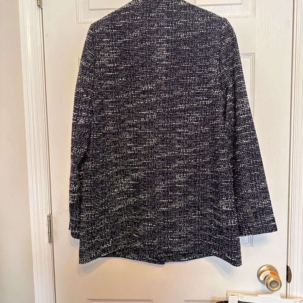 Express Double Breasted Boucle Set - Picture 10 of 14
